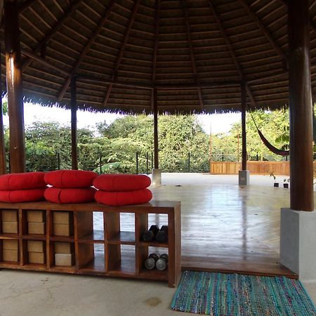 Iluminar Beachfront Suites Nosara Buitenkant foto