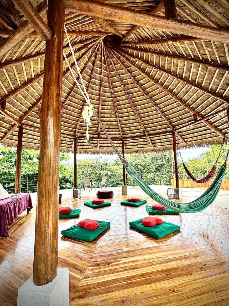 Iluminar Beachfront Suites Nosara Buitenkant foto